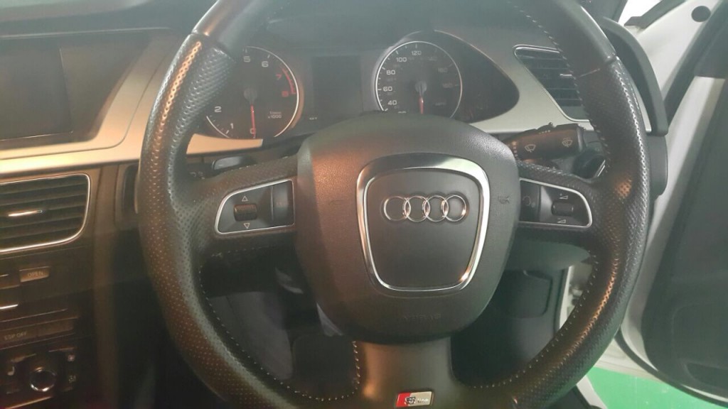 Audi steering