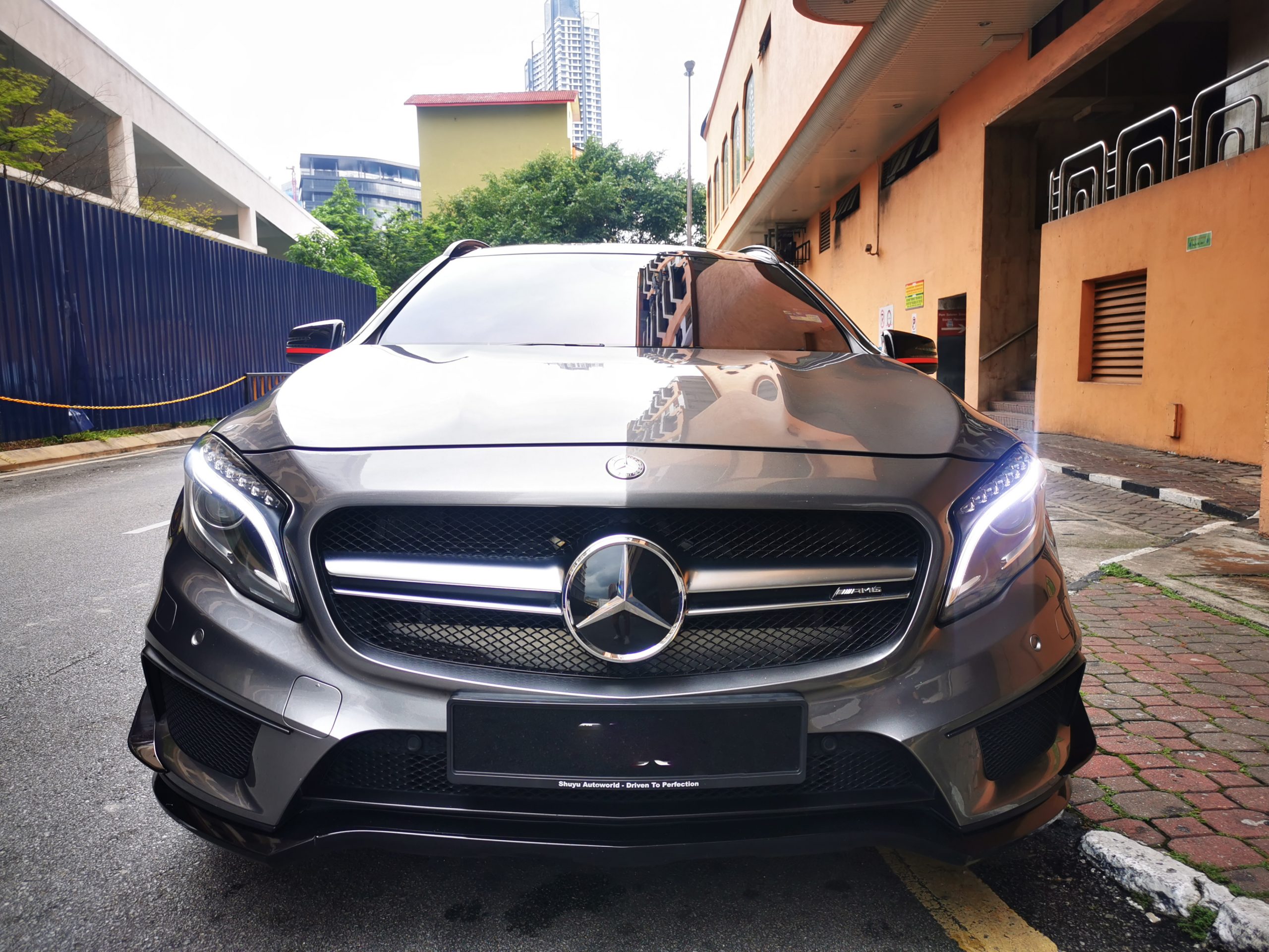 Mercedes GLA 45 Front View