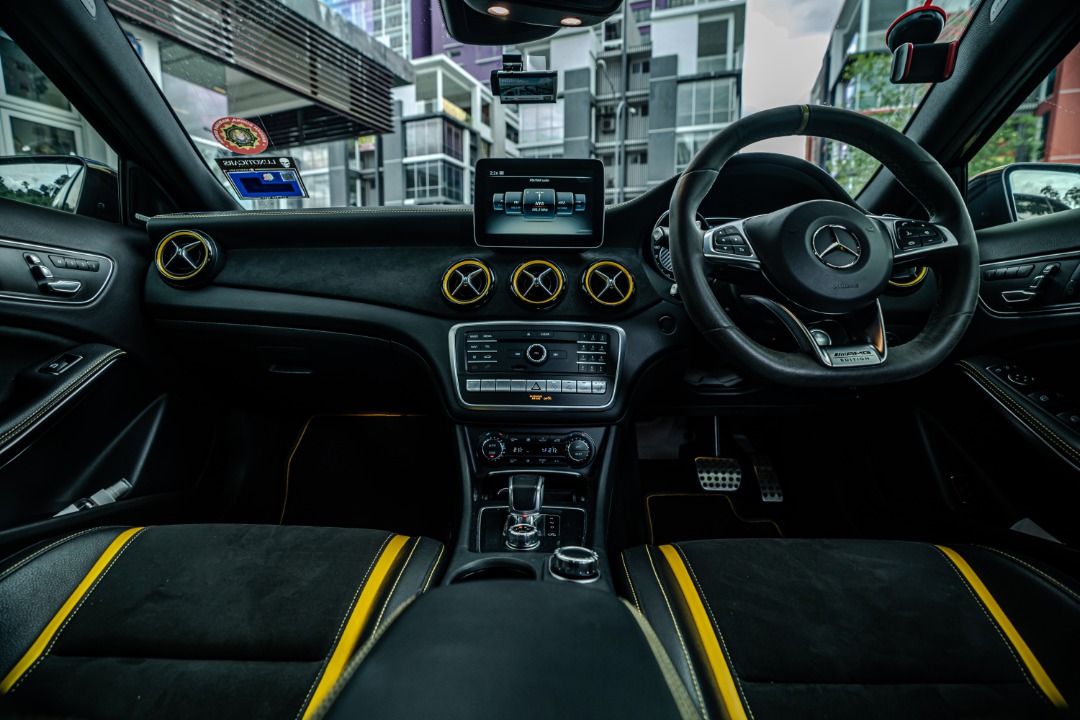 Mercedes GLA45 AMG dashboard view