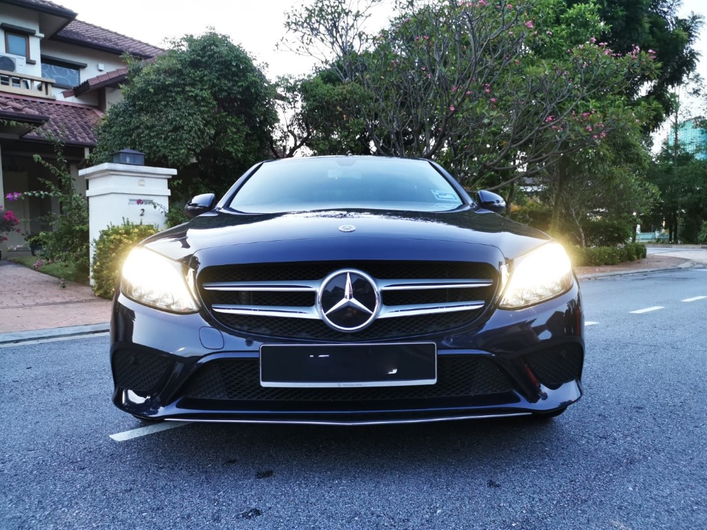 Merc C200 front view