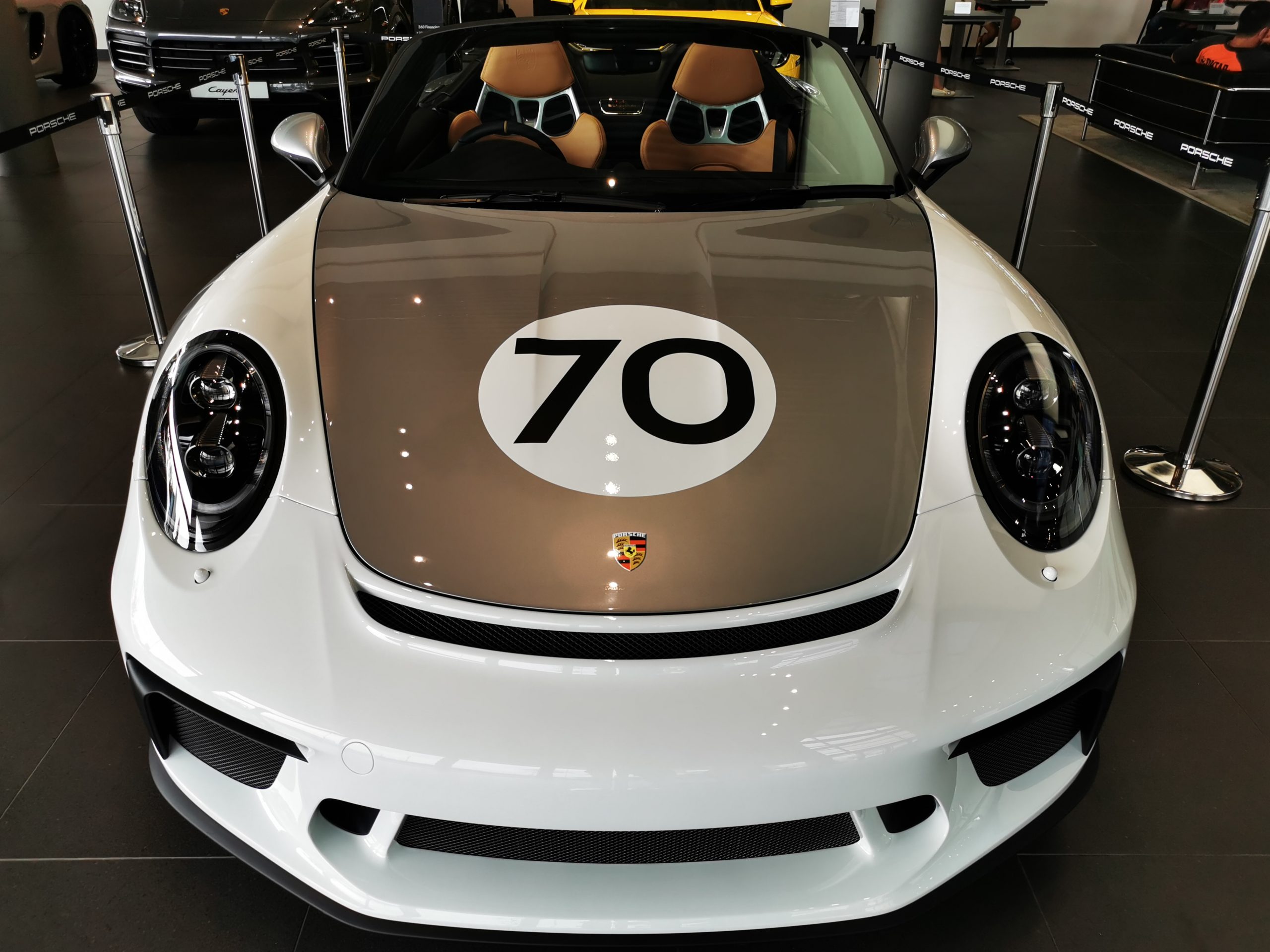 Porsche 911 front