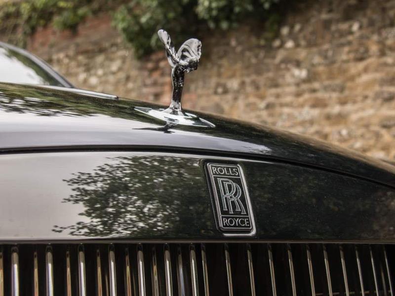 rolls royce wraith logo