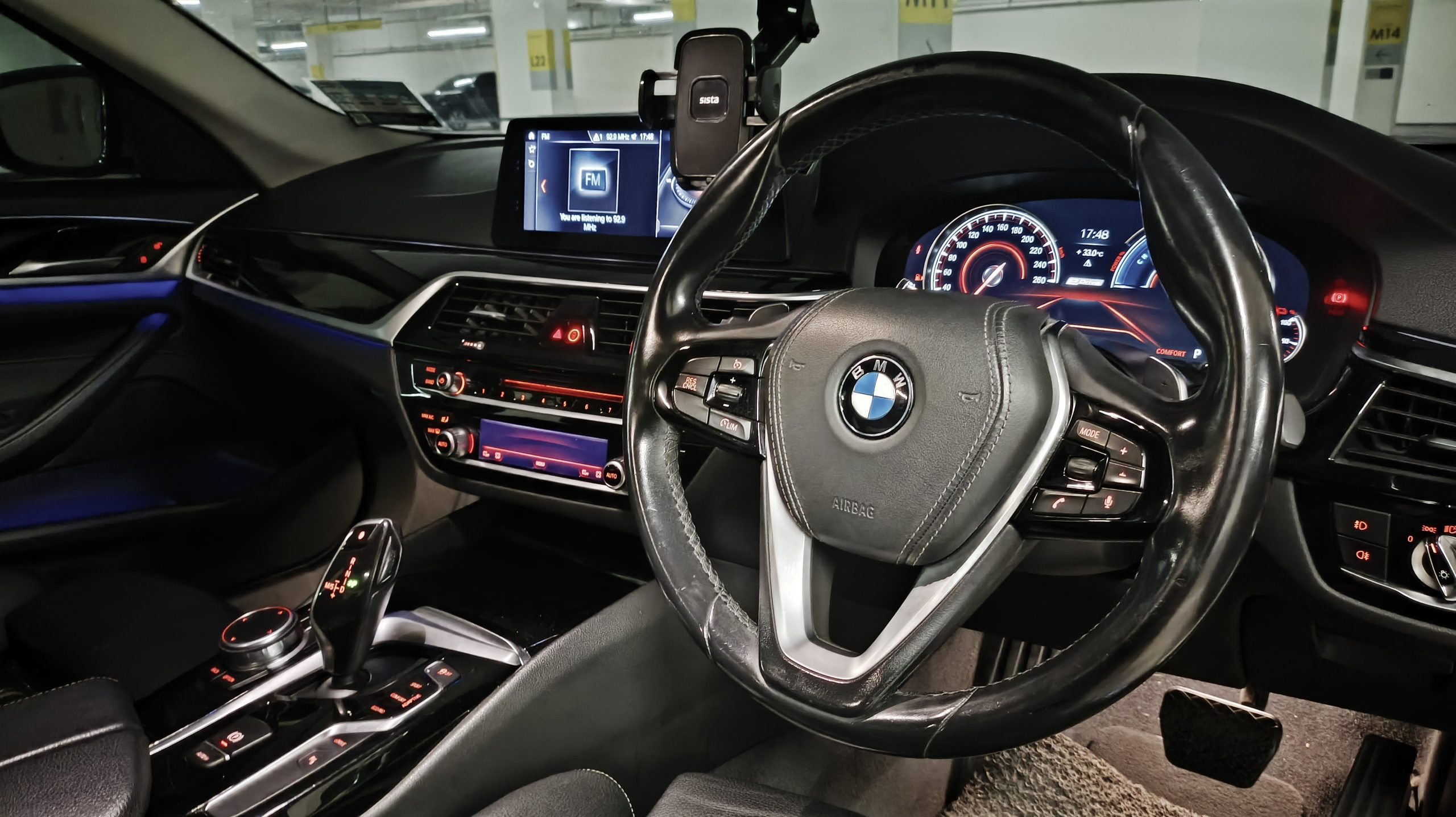 BMW 530e G30 - Image 10