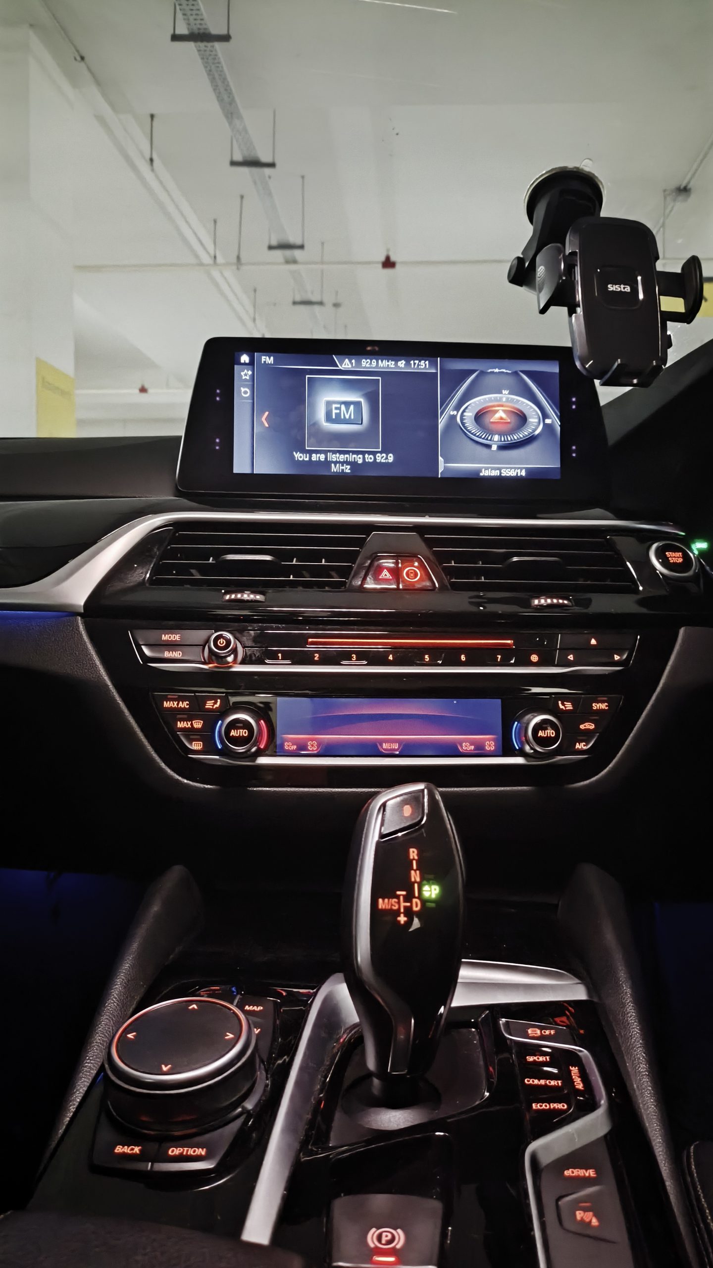 BMW 530e G30 - Image 11