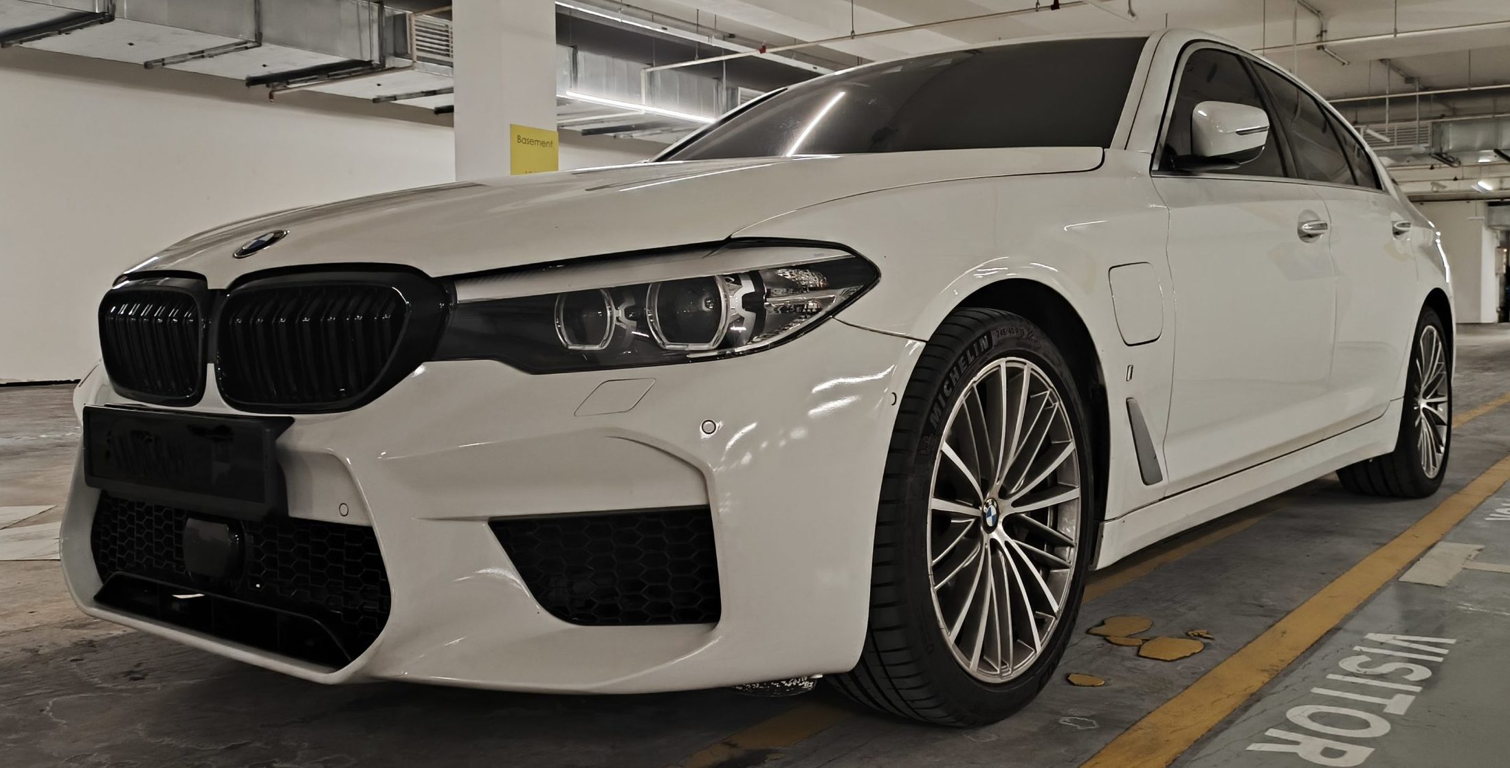 BMW 530e G30 - Image 2