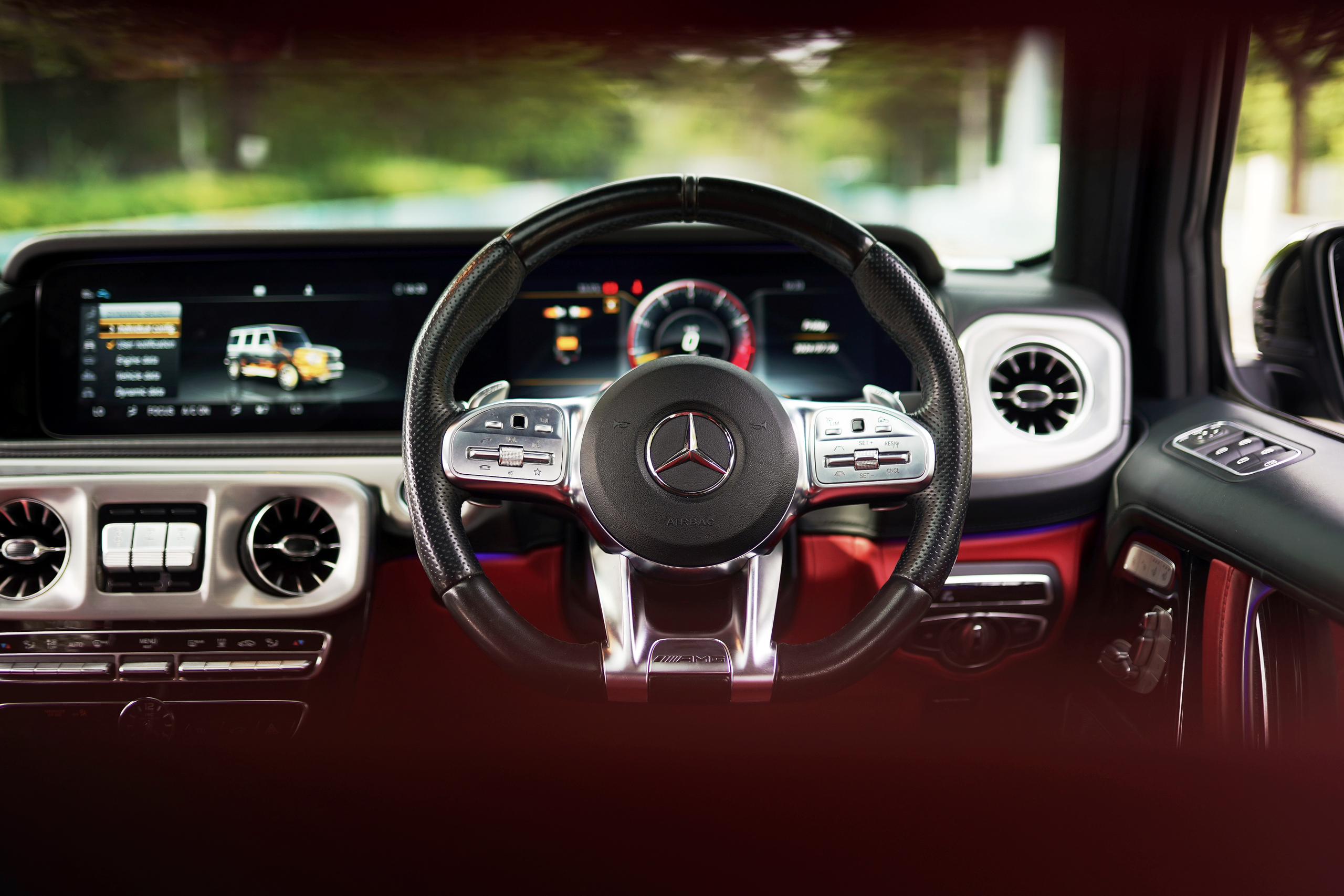 Mercedes Benz G63 AMG (Black) - Image 17