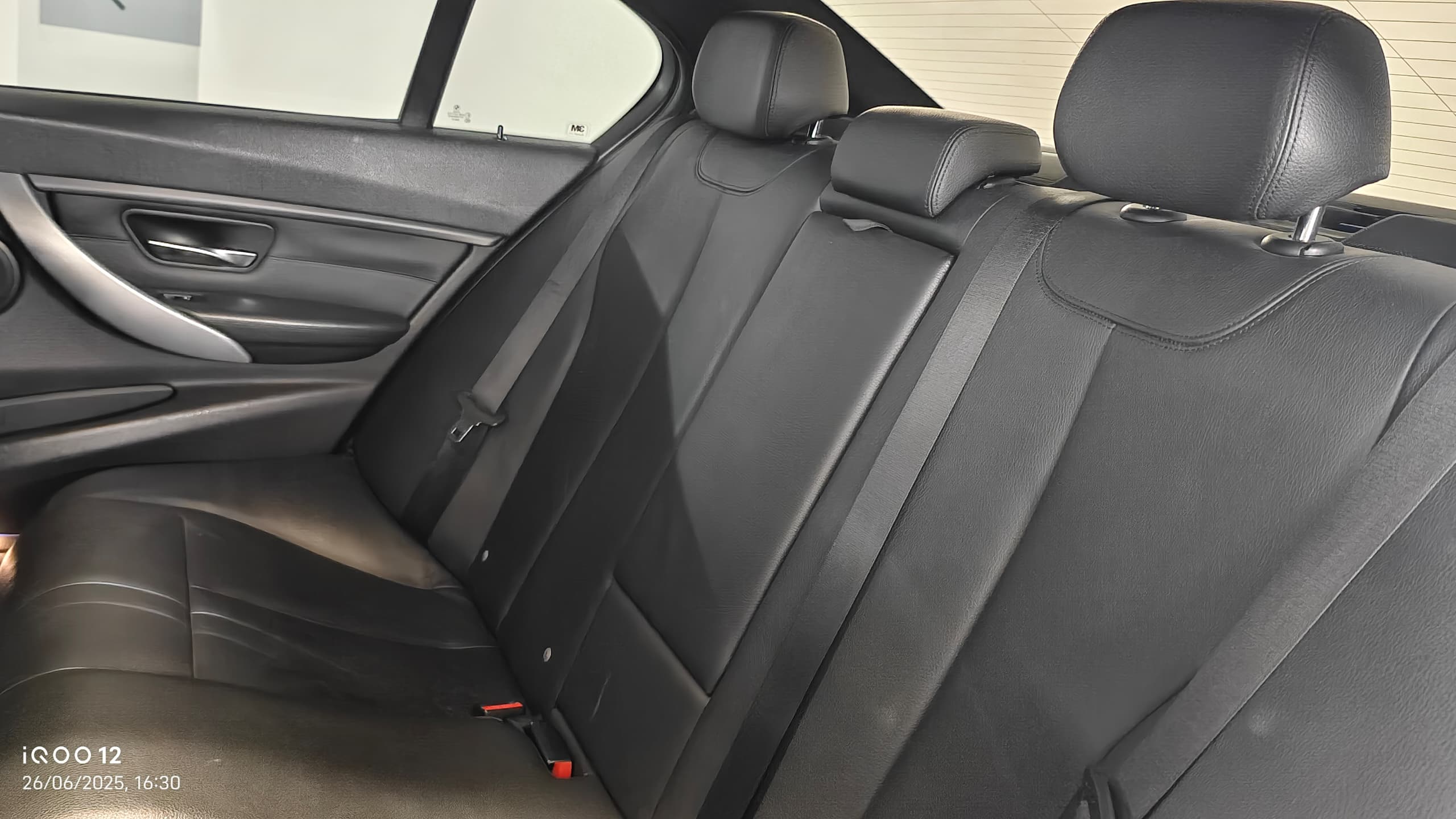 BMW 320d M F30 - Image 12