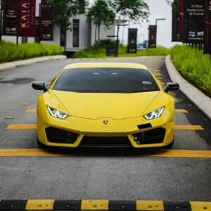 Lamborghini Huracan (Yellow 💛)