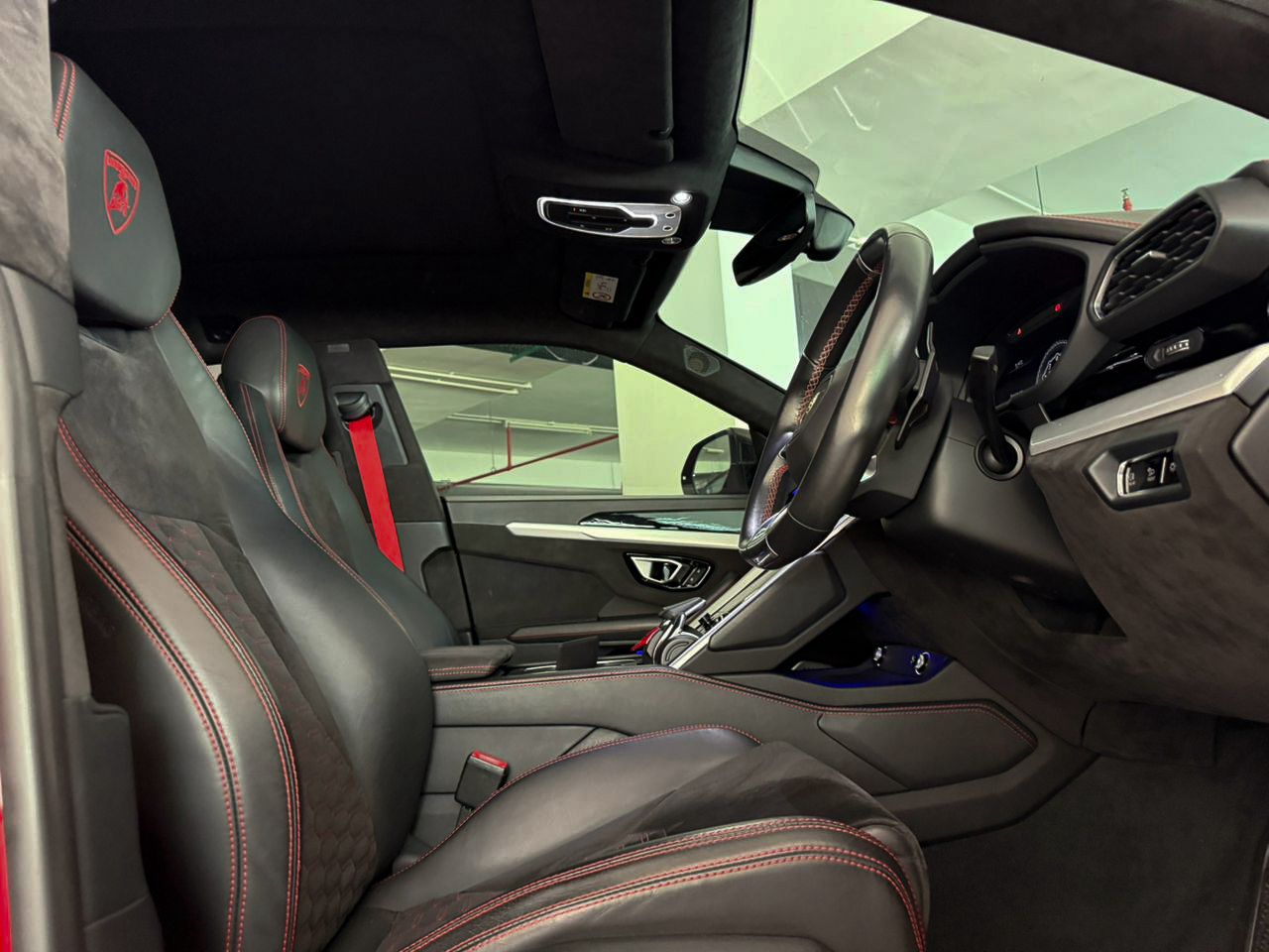 Lamborghini Urus (Red ❤️) - Image 17