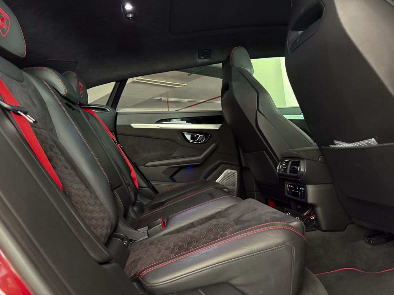 Lamborghini Urus (Red ❤️) - Image 19
