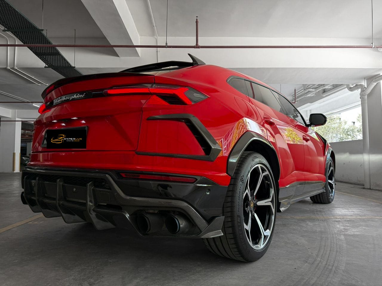 Lamborghini Urus (Red ❤️) - Image 9