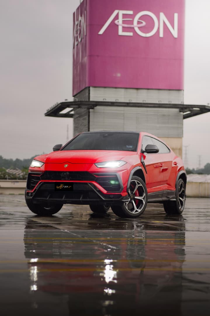 Lamborghini Urus (Red ❤️) - Image 2