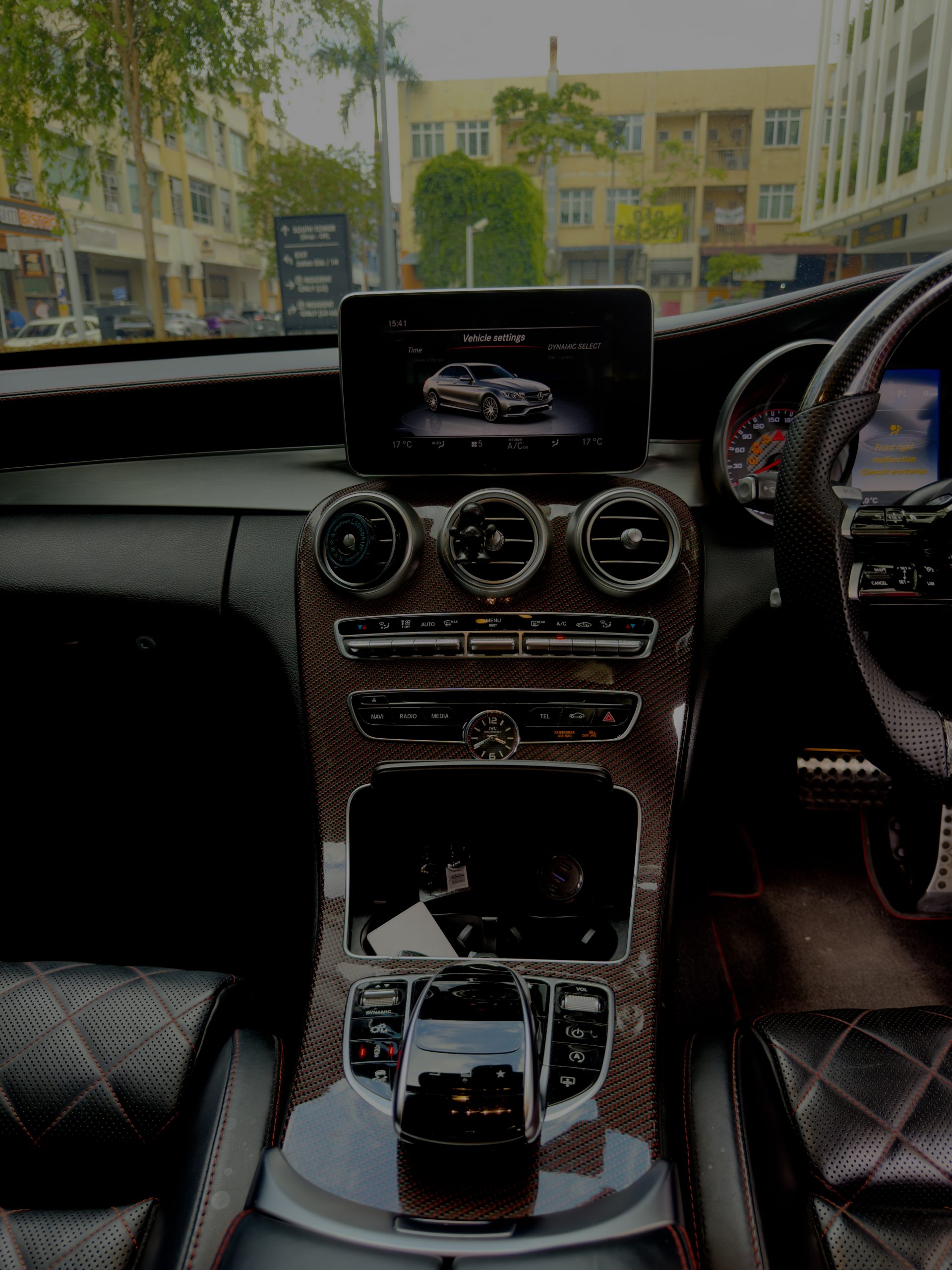 Mercedes Benz C63 AMG - Image 18