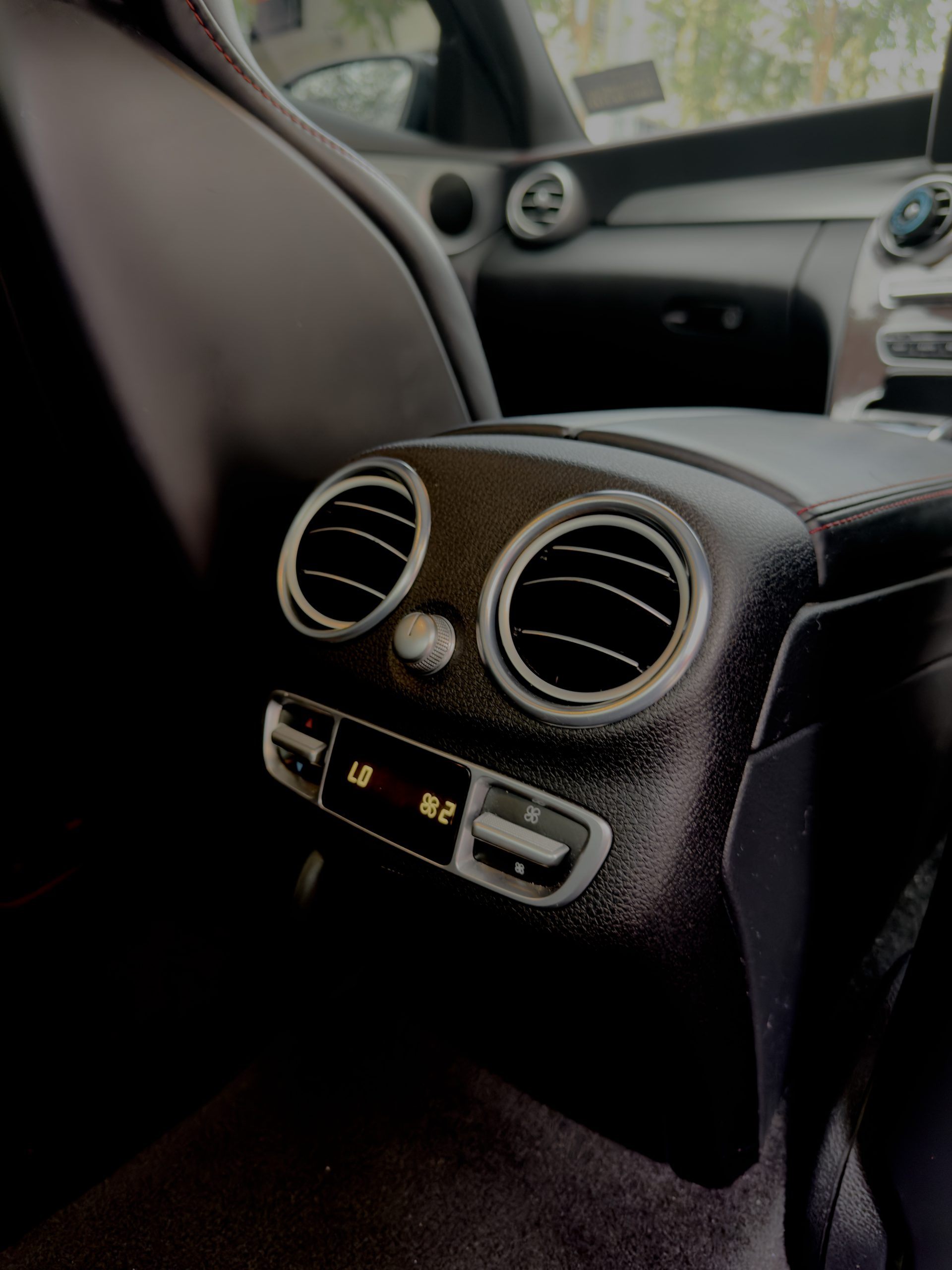 Mercedes Benz C63 AMG - Image 19