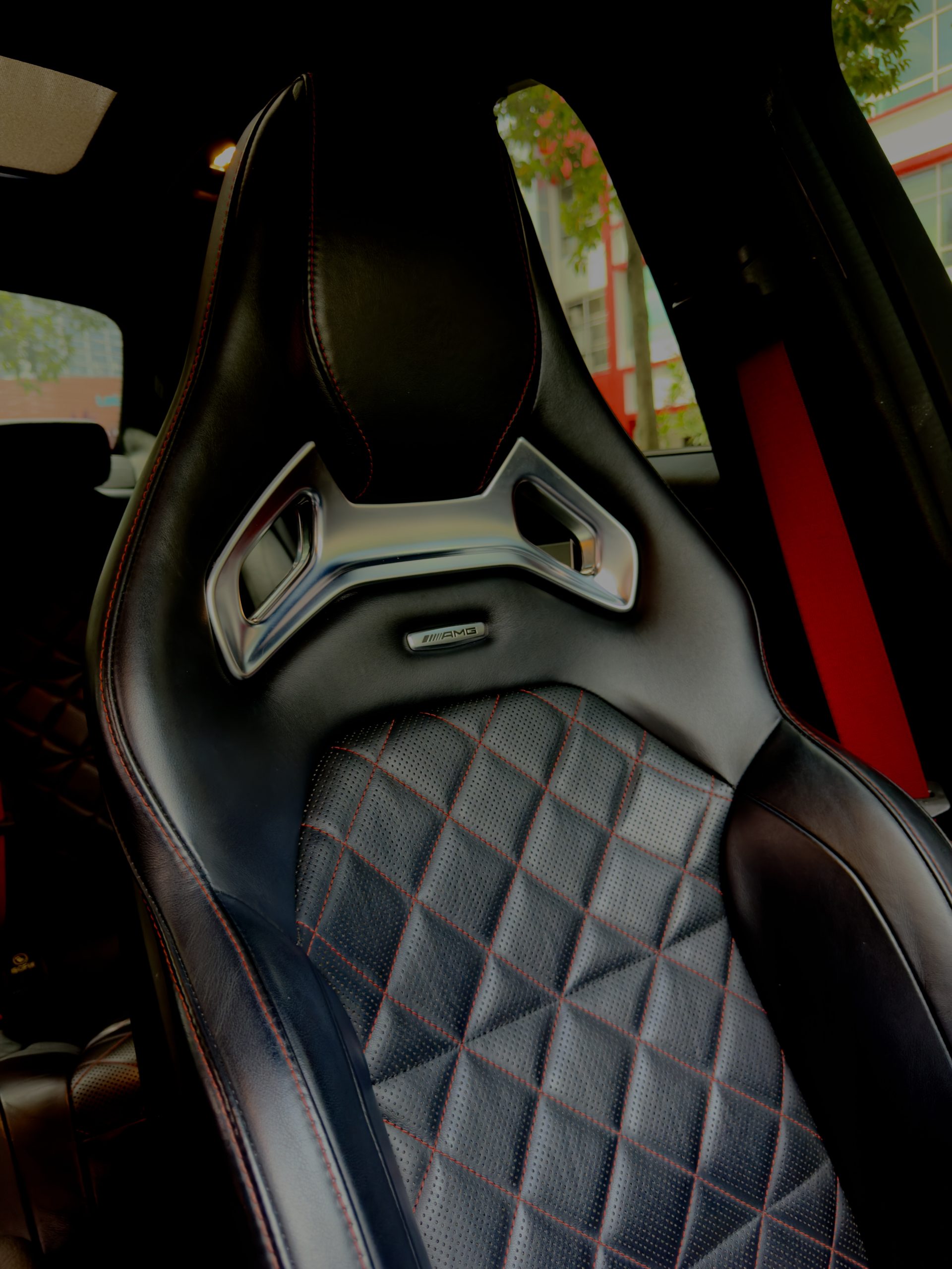 Mercedes Benz C63 AMG - Image 15