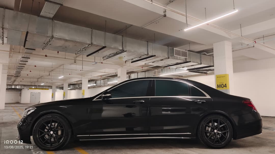 Mercedes Benz S400h (Black) with S63 AMG Bodykit - Image 3