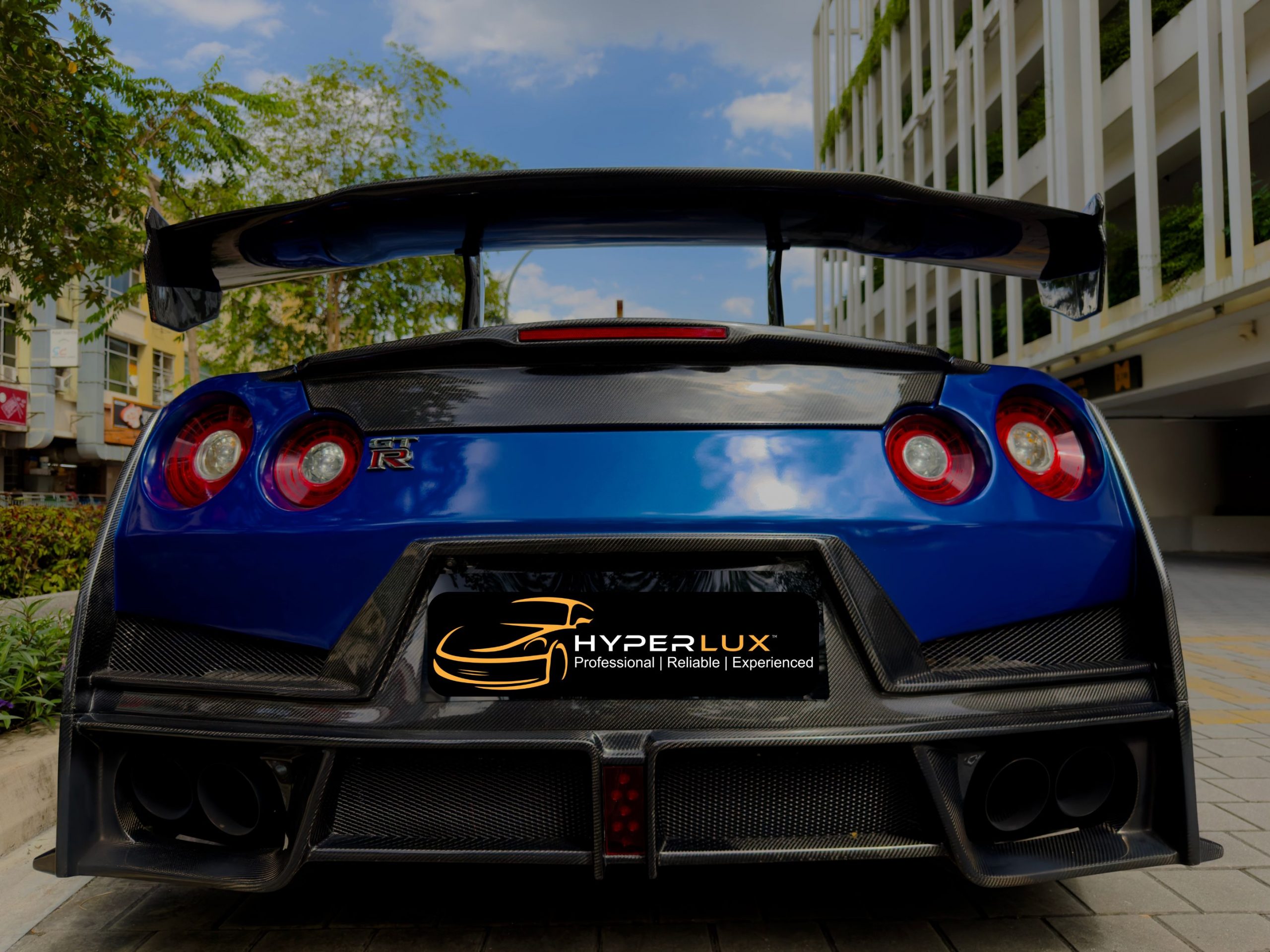 Nissan GTR R35 (Blue) - Image 4