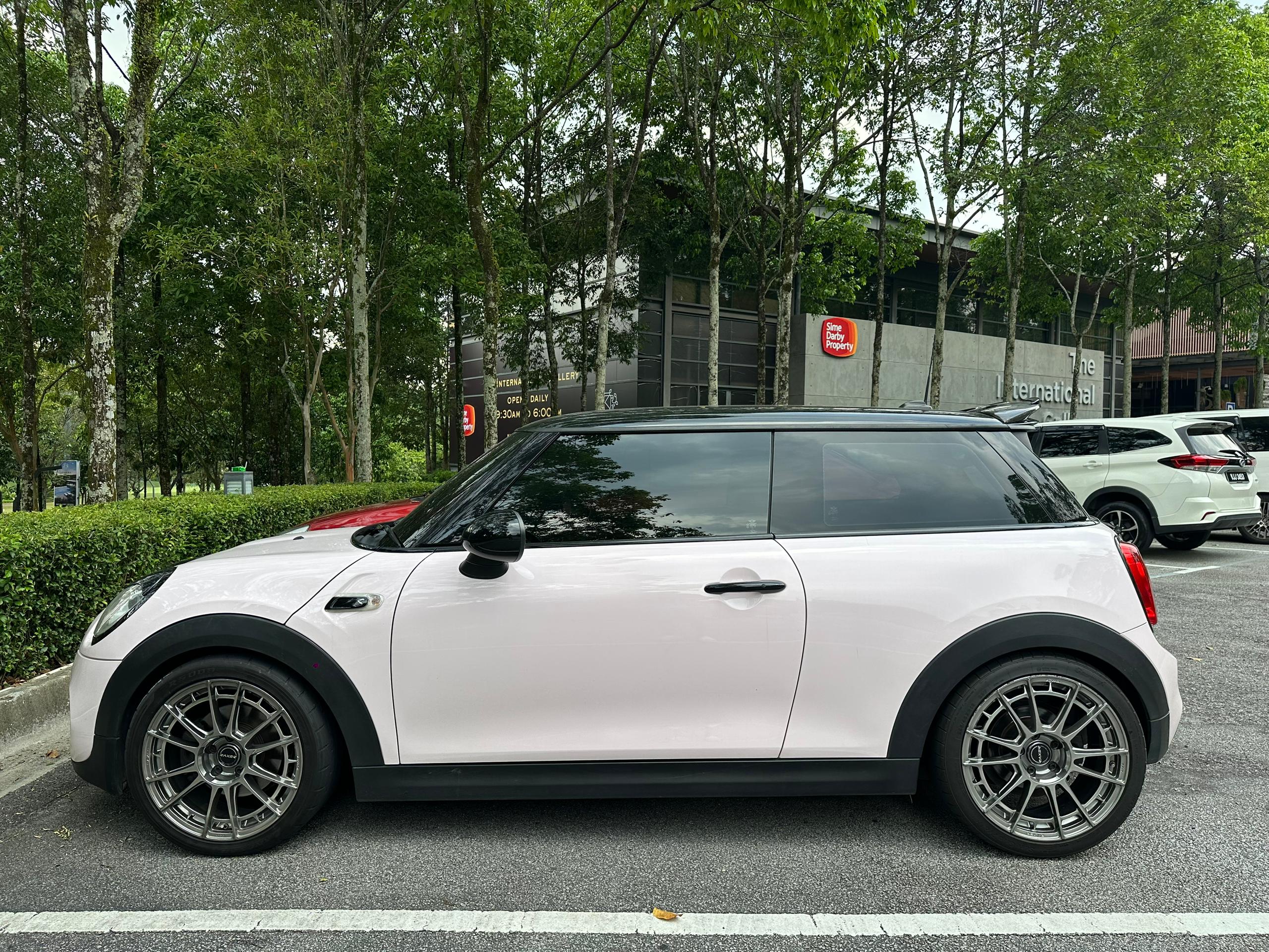 2017 Mini Cooper S (F56) JCW Kit - Image 3