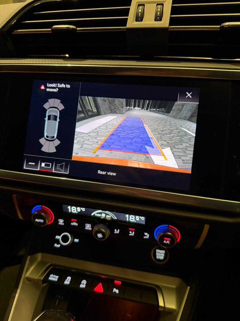 Audi Q3 Orange 🧡 - Image 15