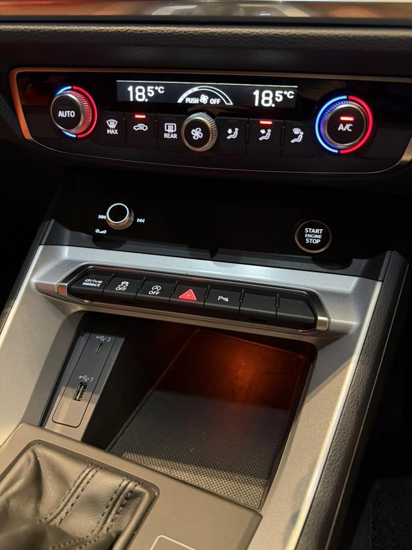 Audi Q3 Orange 🧡 - Image 16