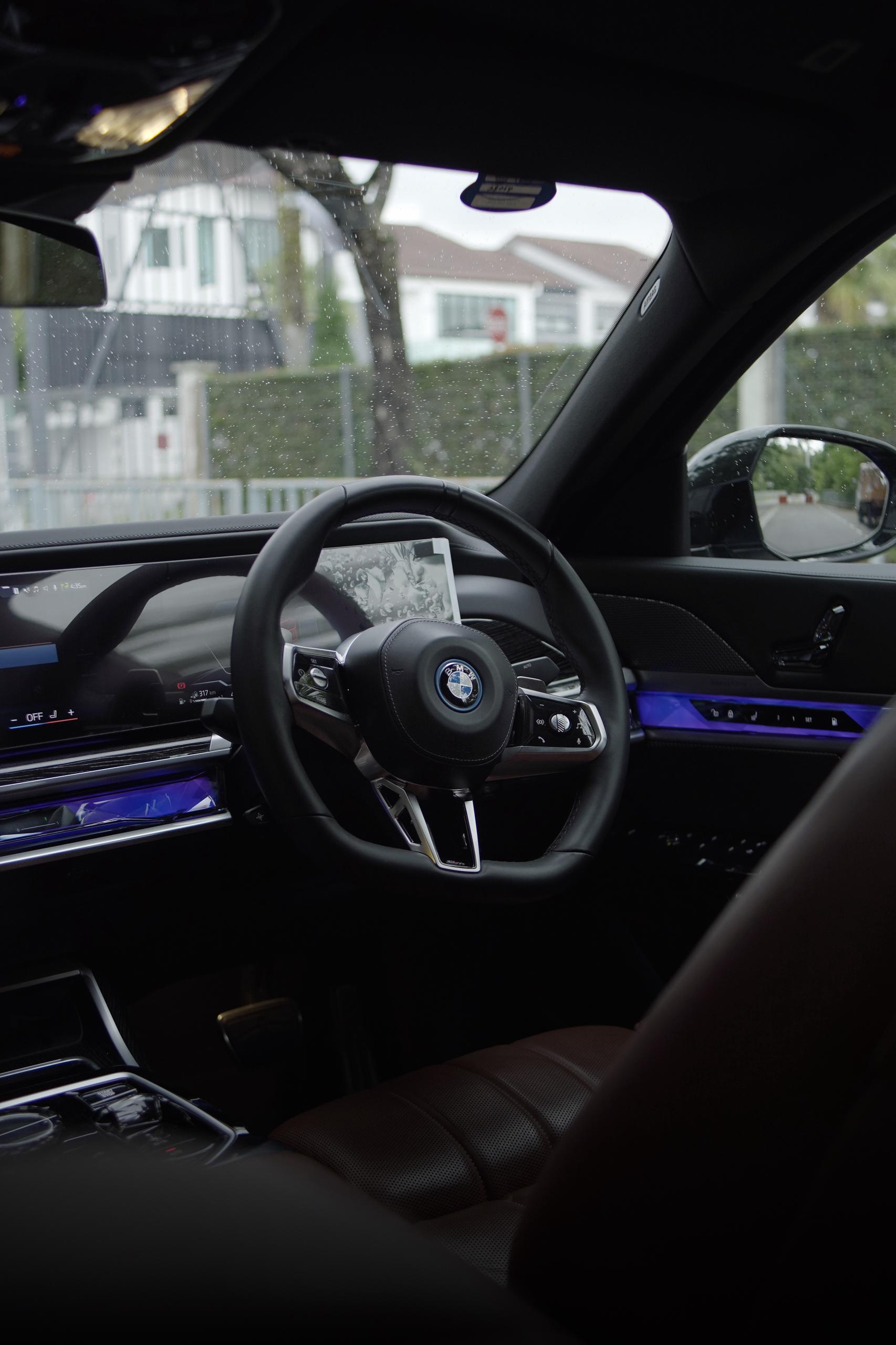 BMW 750e G80 (Black) - Image 10