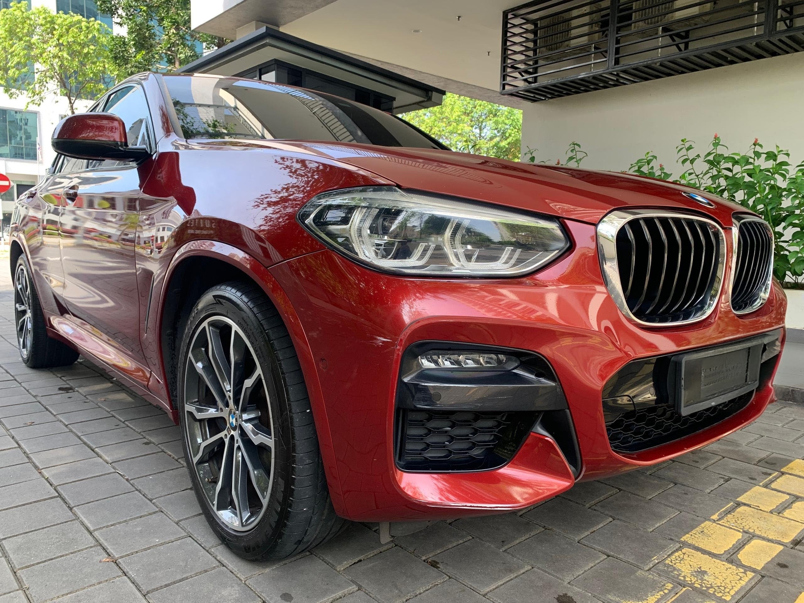 BMW X4 G02 (Red)