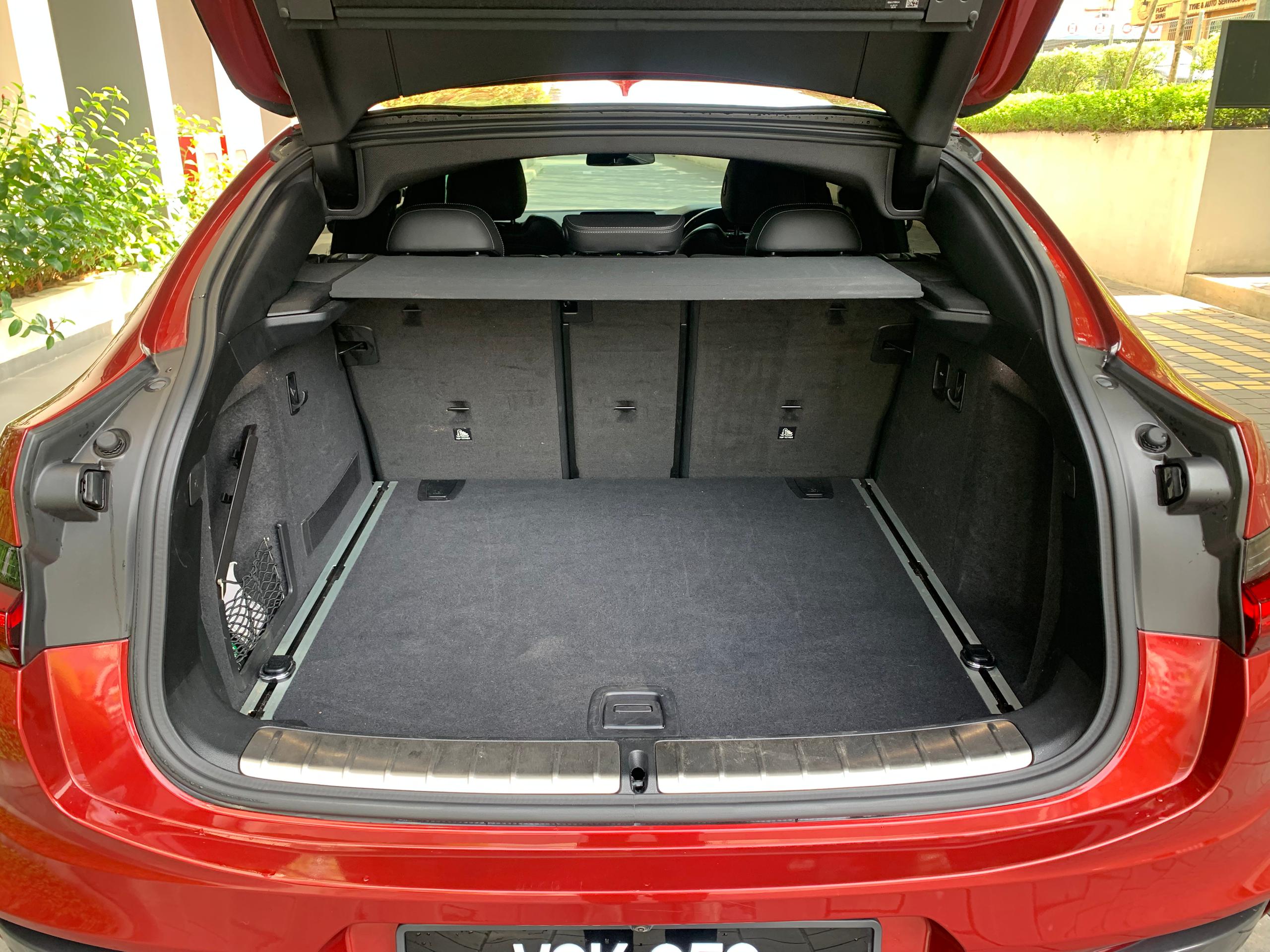 BMW X4 G02 (Red) - Image 7