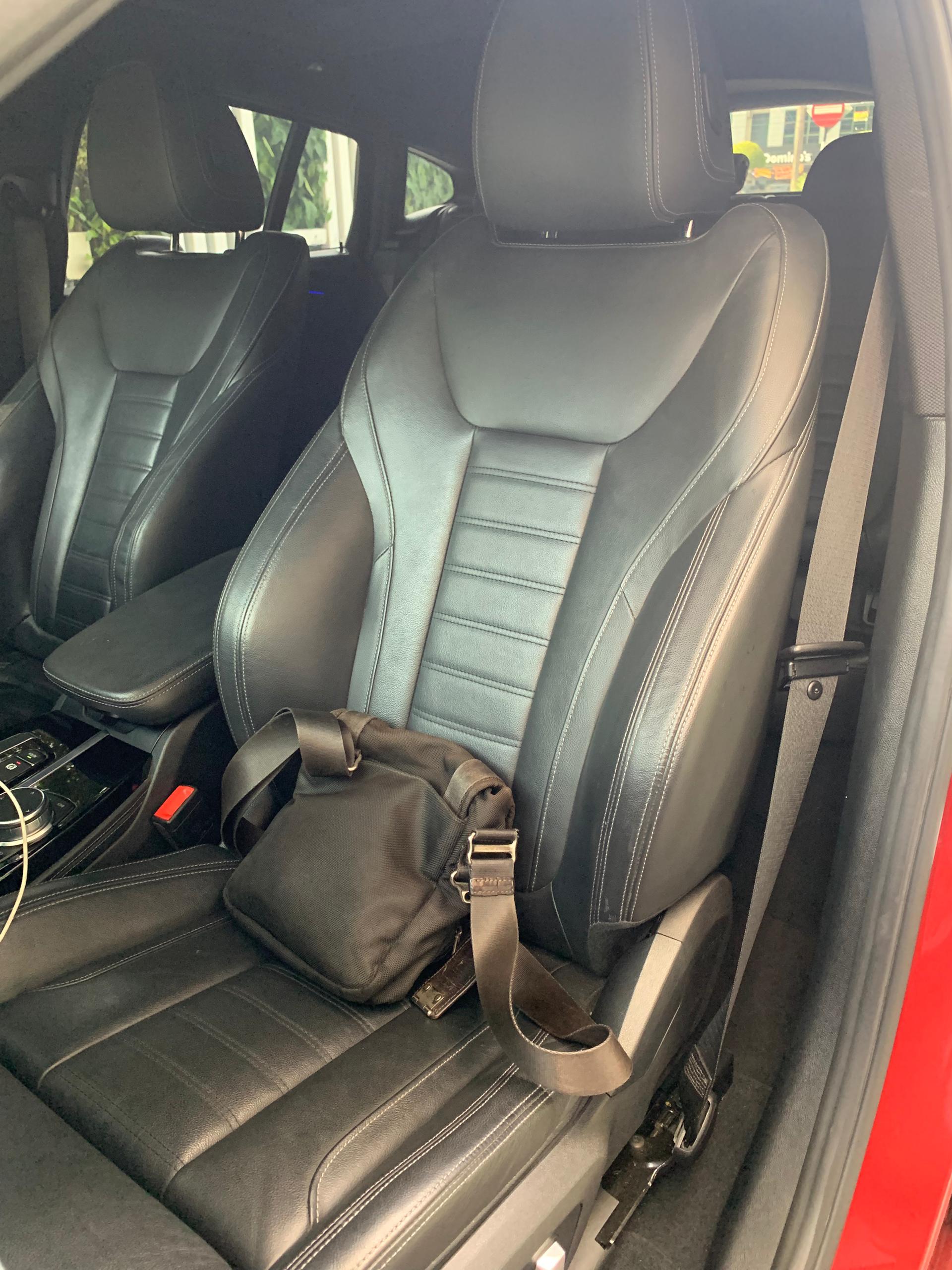 BMW X4 G02 (Red) - Image 10