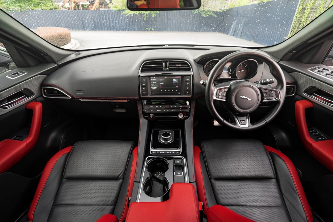 Jaguar F Pace - Image 7