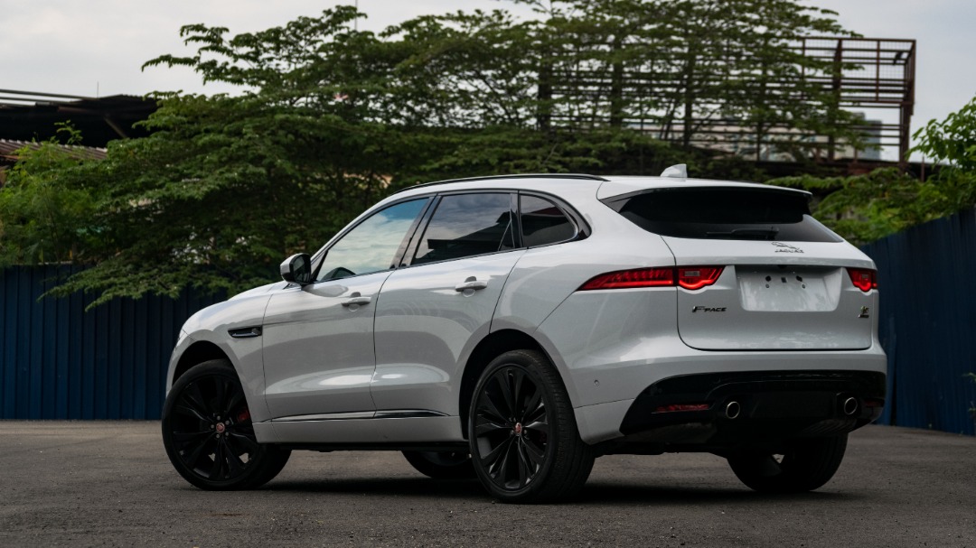 Jaguar F Pace - Image 4