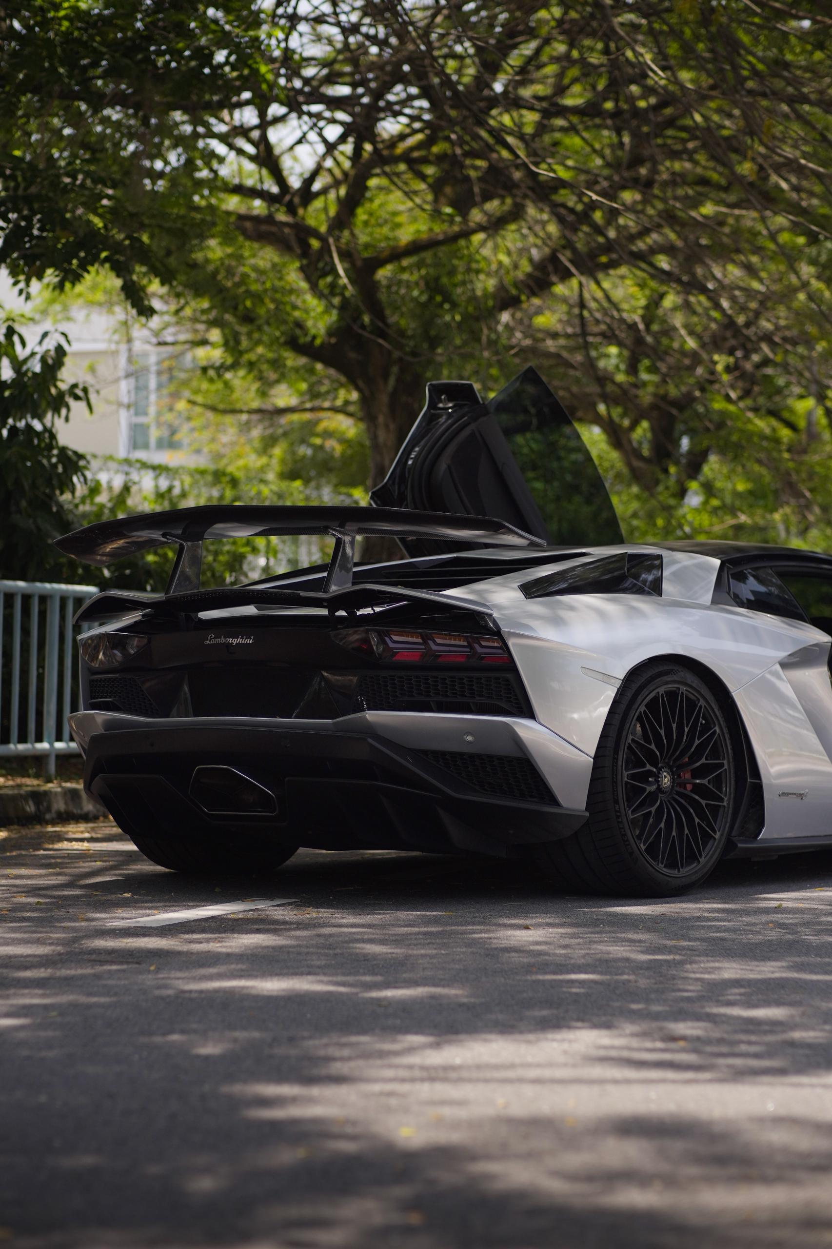 Lamborghini Aventador S - Image 6