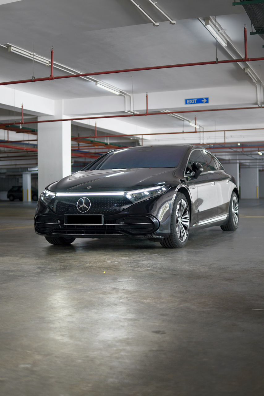 Mercedes Benz EQS500