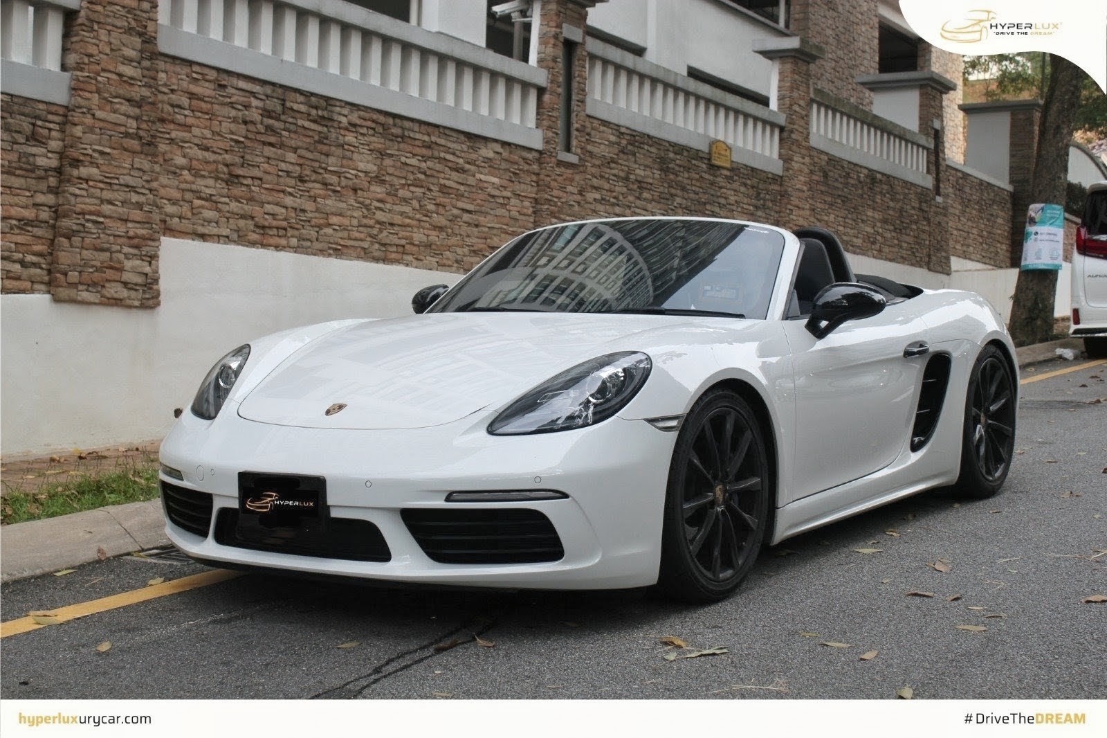 Porsche 718 Boxster (White 🤍)