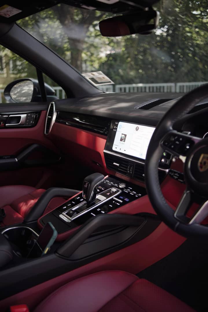 Porsche Cayenne - Image 9