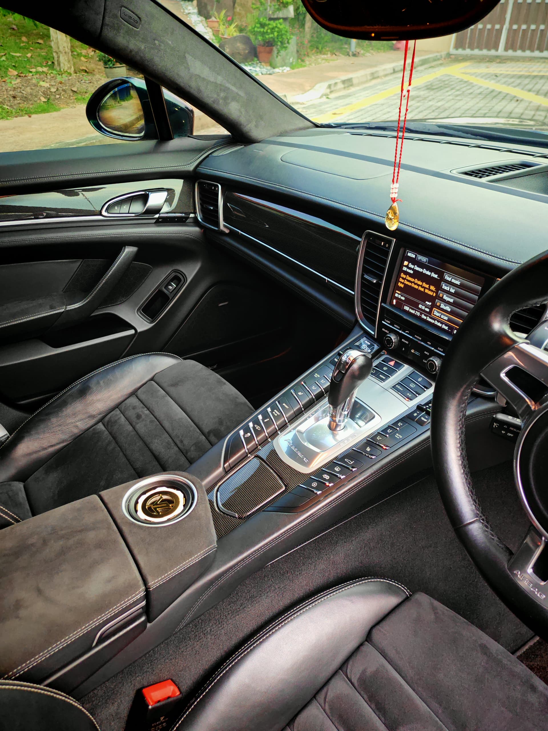Porsche Panamera GTS - Image 16