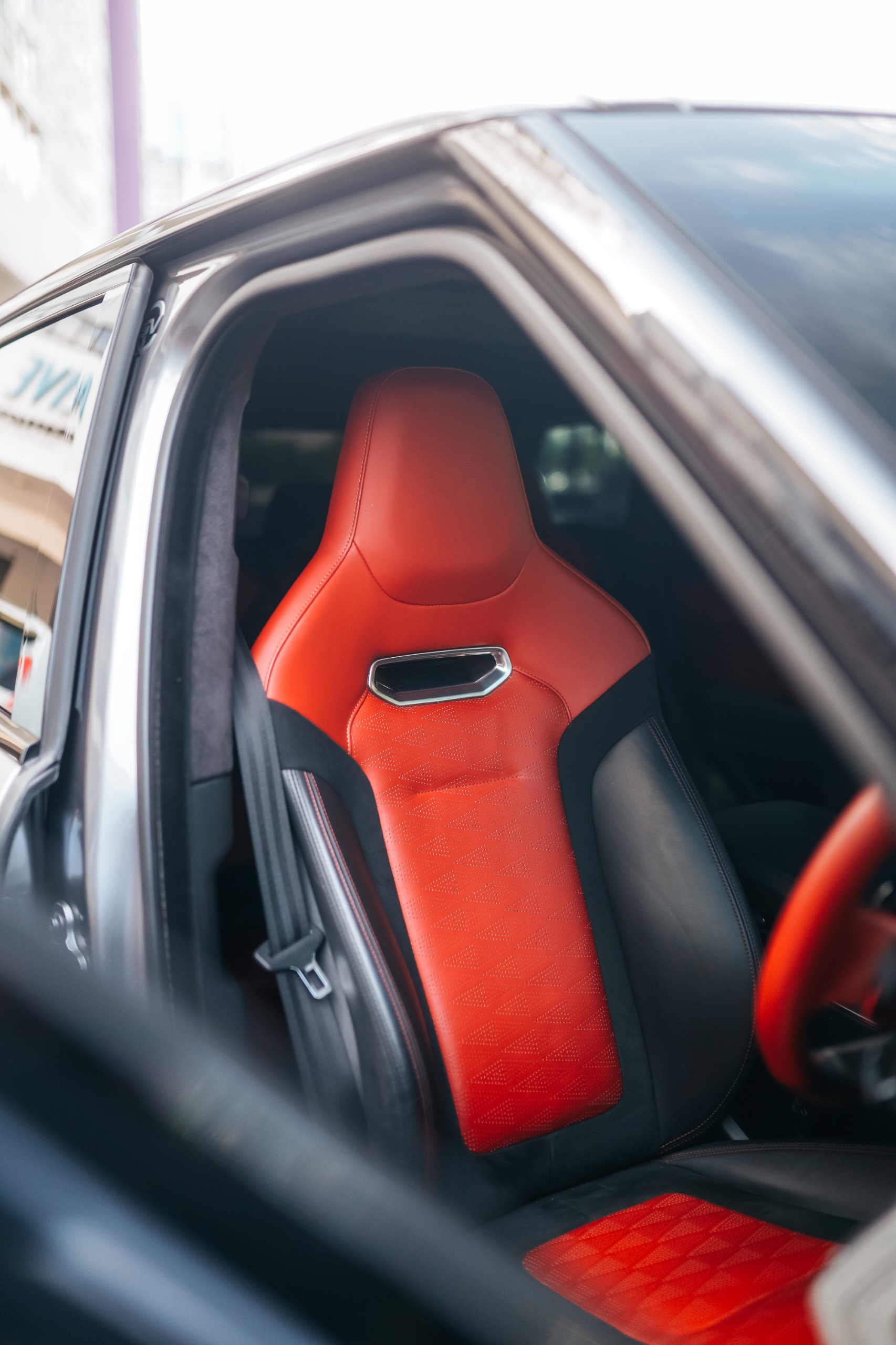 Range Rover SVR - Image 3