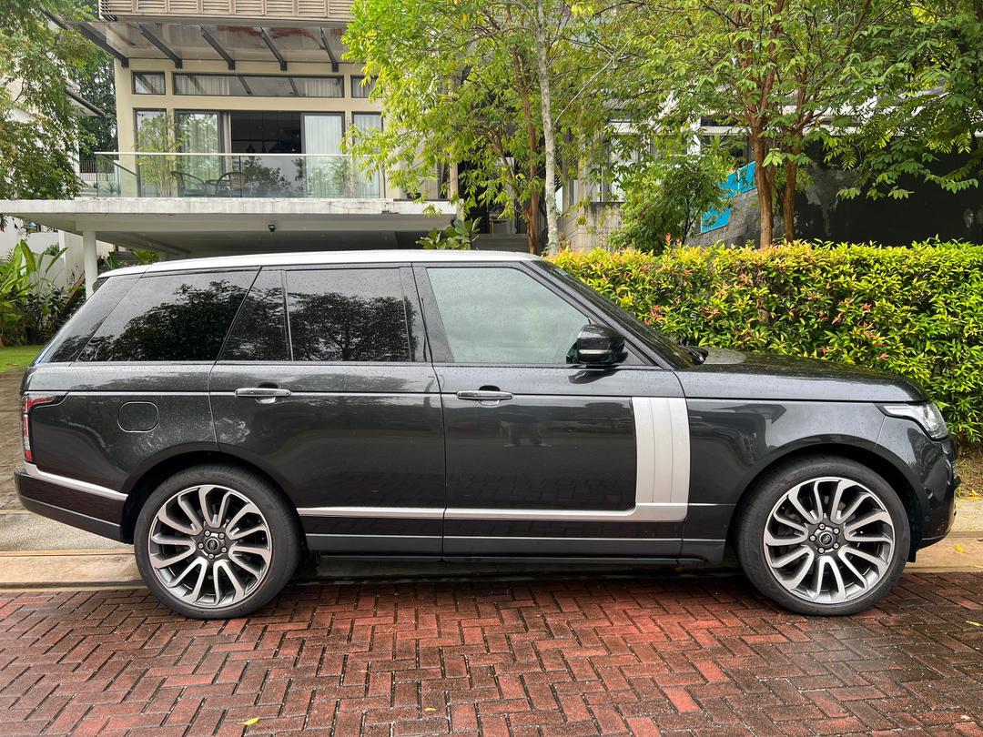 Range Rover Vogue Autobiography - Image 2