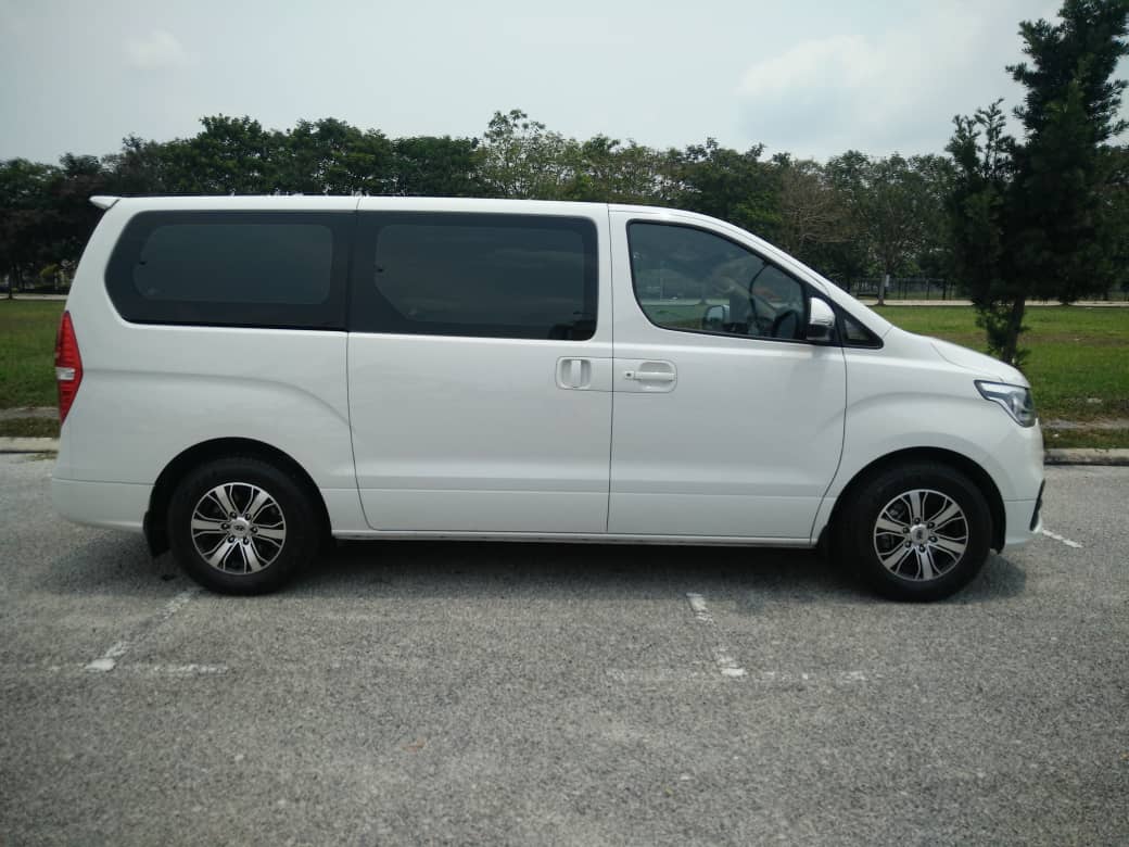 Hyundai Starex (Black/White) - Image 19