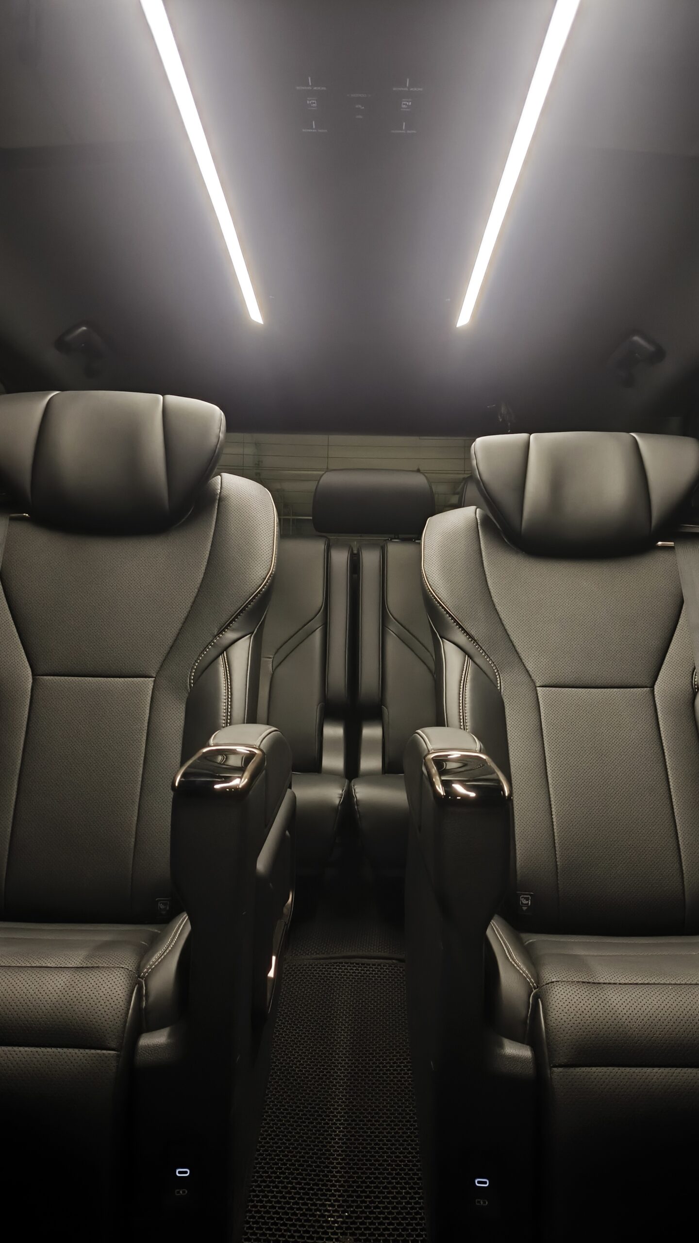 Toyota Alphard AH40 (White) - Image 20