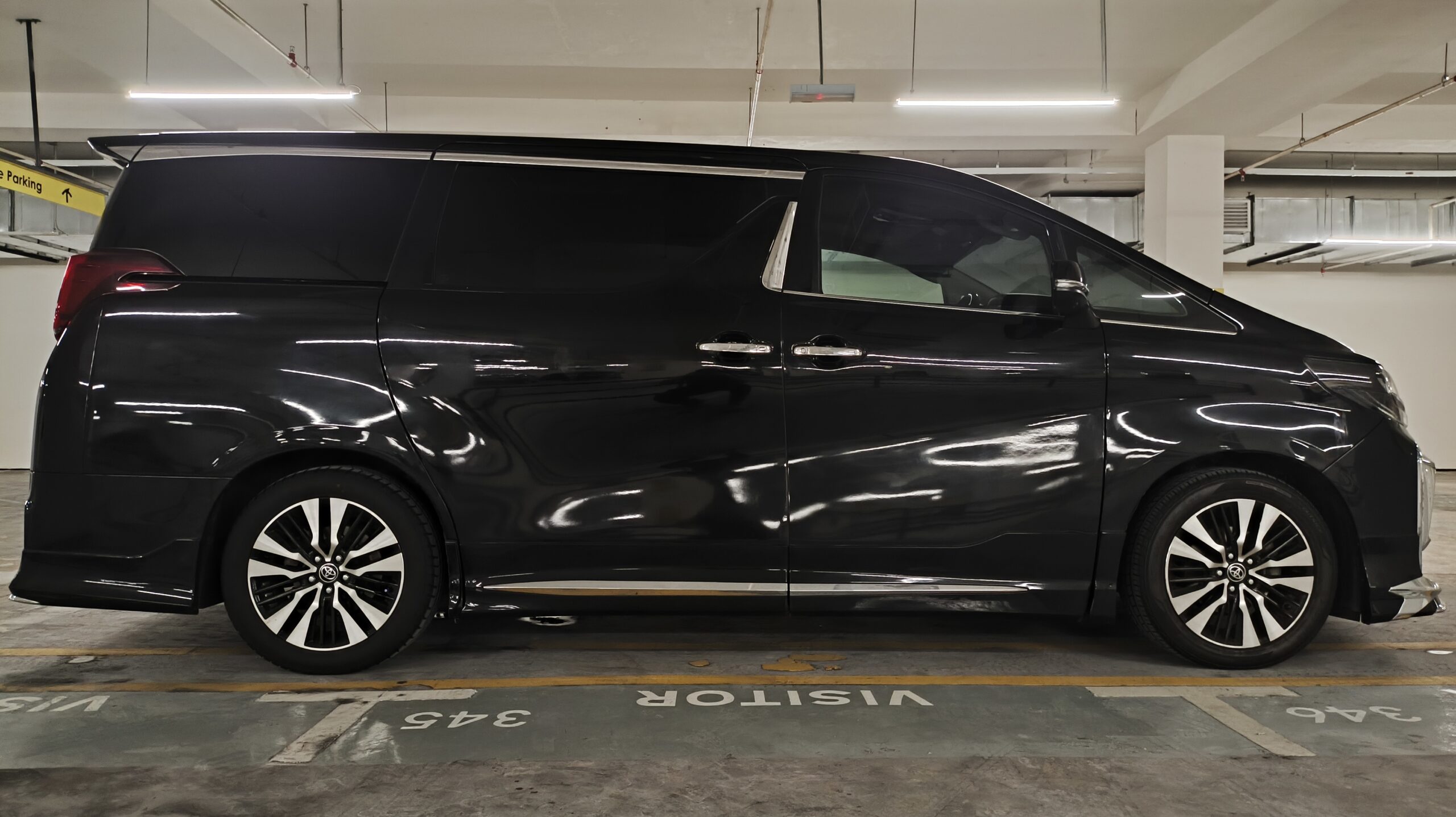 Toyota Alphard SC2021 (Black) - Image 5