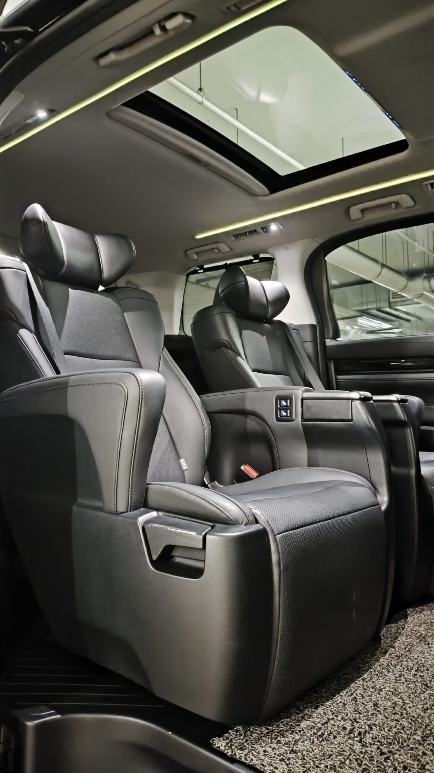 Toyota Alphard SC2021 (Black) - Image 19