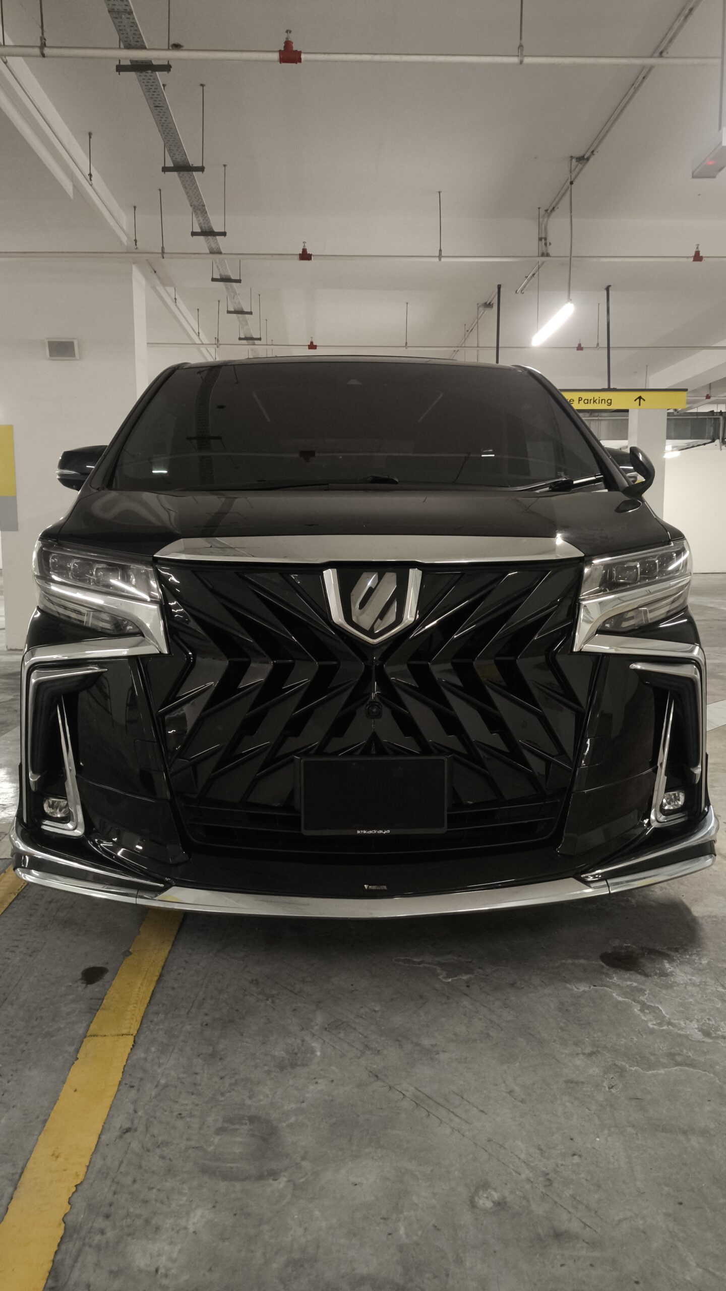 Toyota Alphard SC2021 (Black) - Image 6
