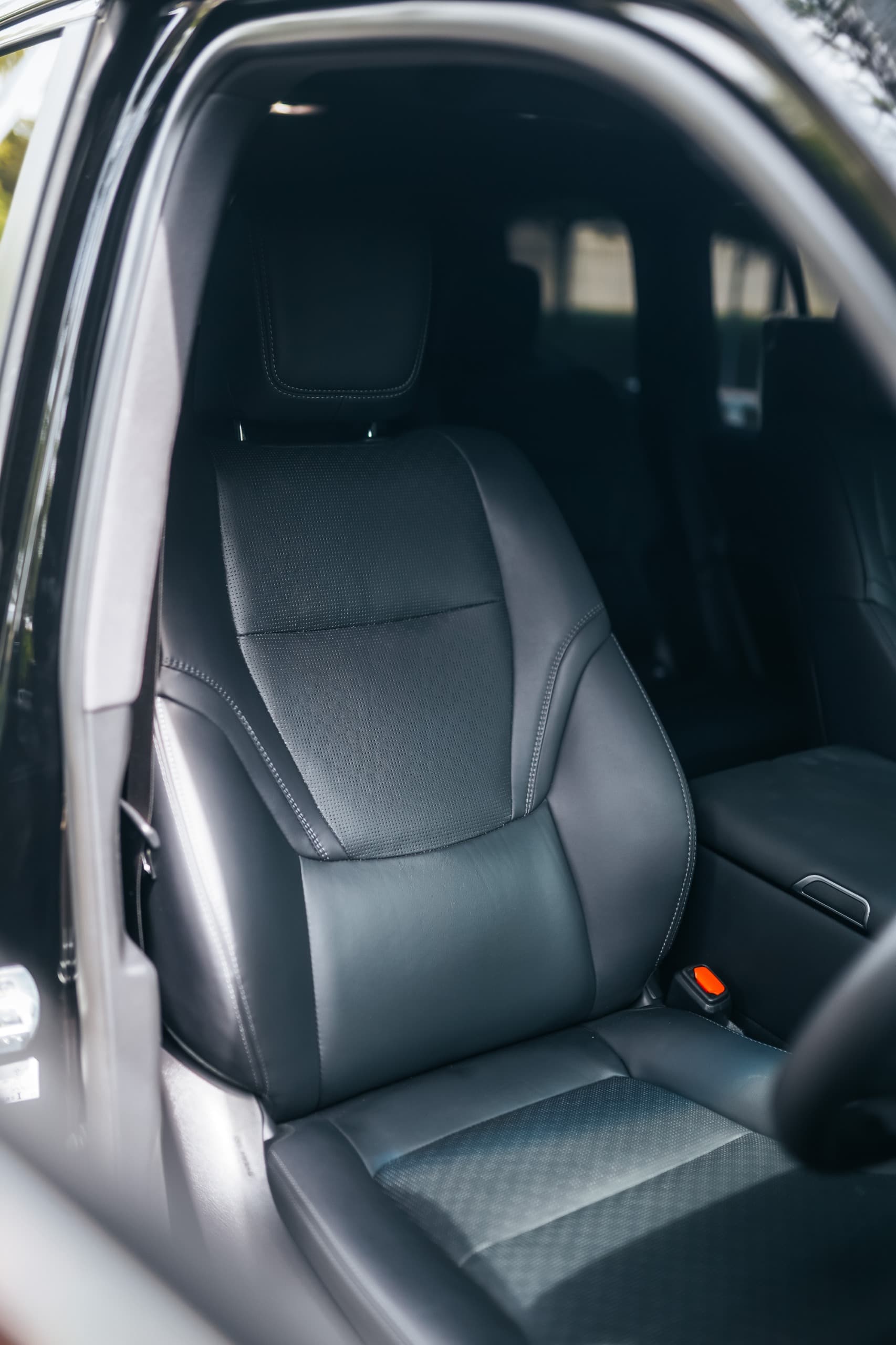 Toyota Land Cruiser 3.5 ZX Modellista - Image 7