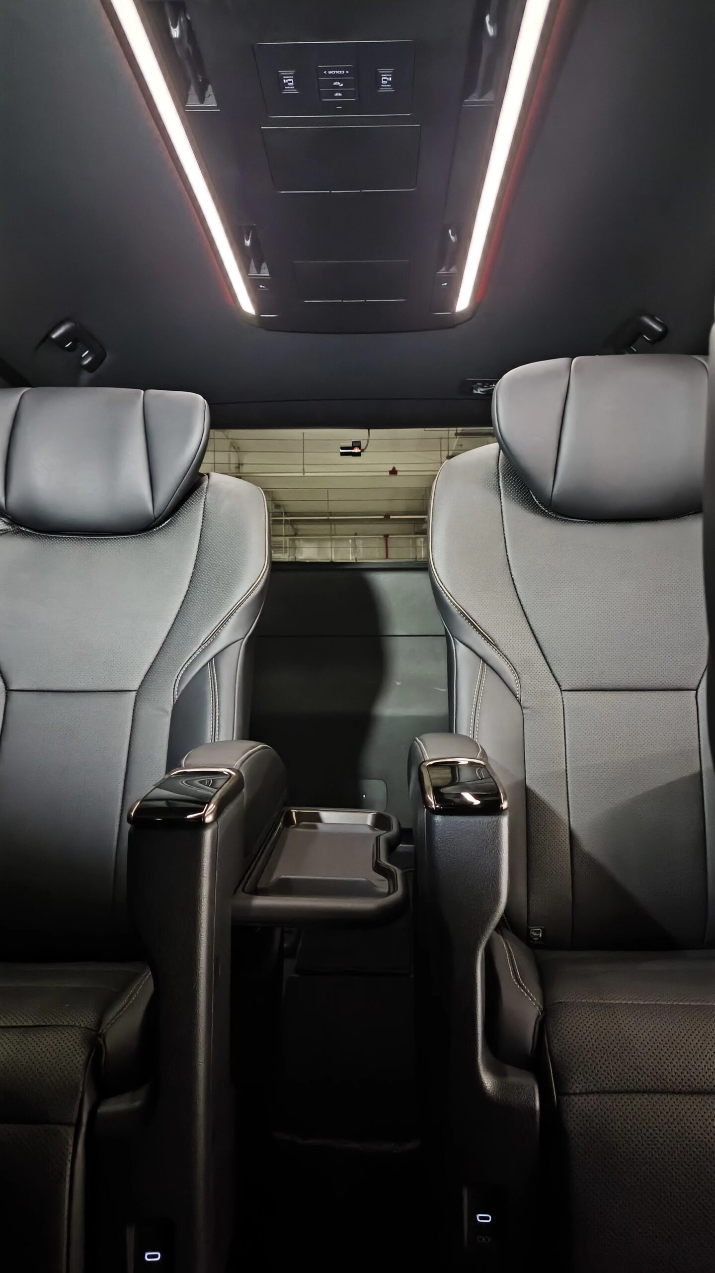 Toyota Alphard AH40 (Black) - Image 13
